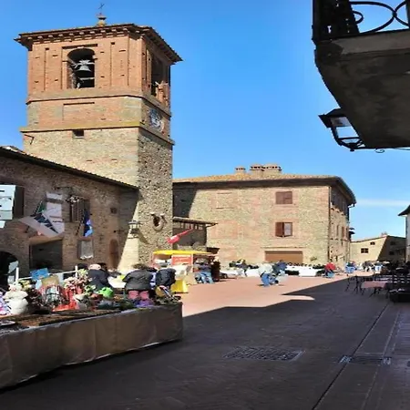 펜션 Di Chiusi With Pool *