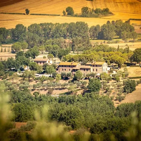 Di Chiusi With Pool Casa de Férias *