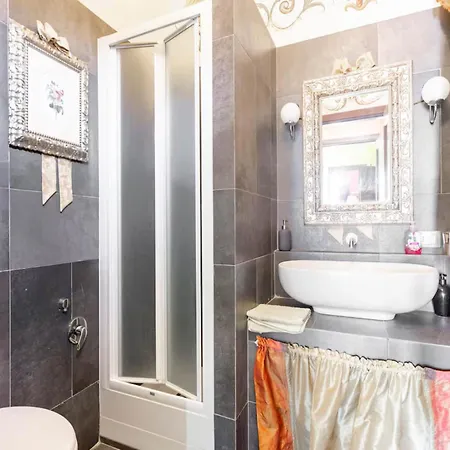 펜션 Di Chiusi With Pool *