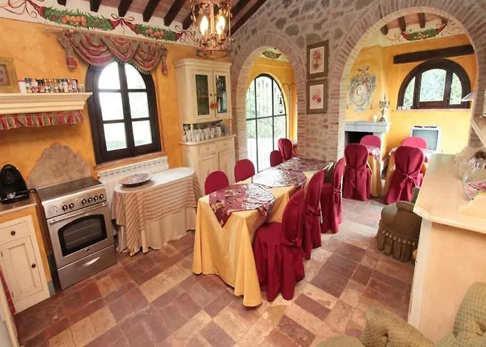 Feriehus Di Chiusi With Pool