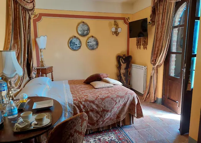 Di Chiusi With Pool *